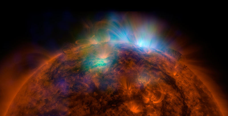 Data from NuSTAR and SDO is used to show the x-rays streaming off the sun